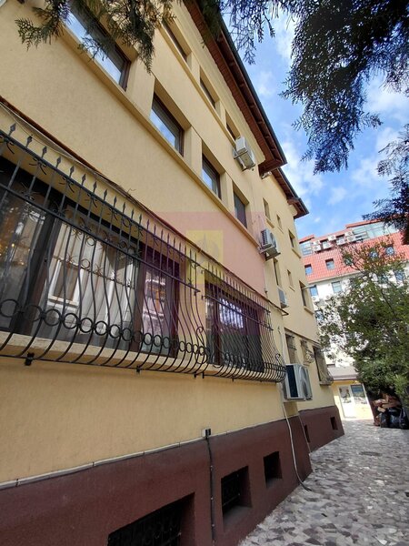 Vila individuala, Cotroceni-Facultatea de Medicina-20 camere